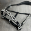 Nordic Horse lædergrime med udskæringer og hvide sten